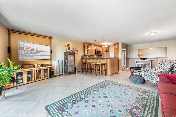 $925,000 | 3811 East Livingston Drive, Unit 1, Long Beach, CA 90803