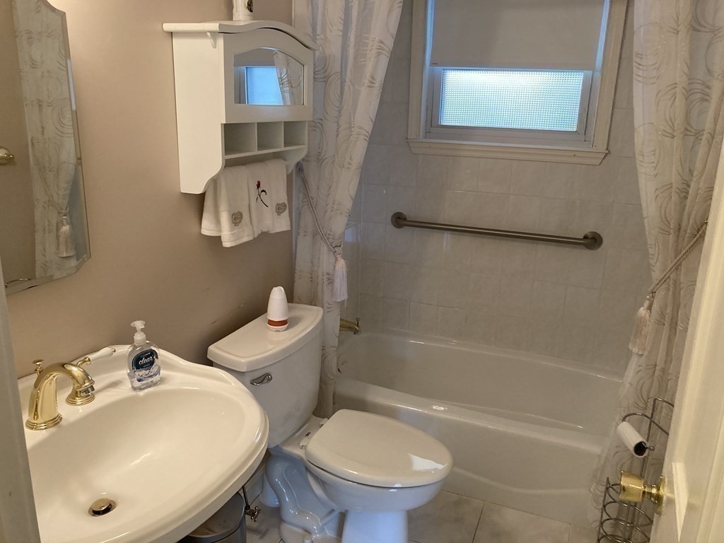 2 Mooney Road Burlington, MA 01803 - Photo 22 of 36