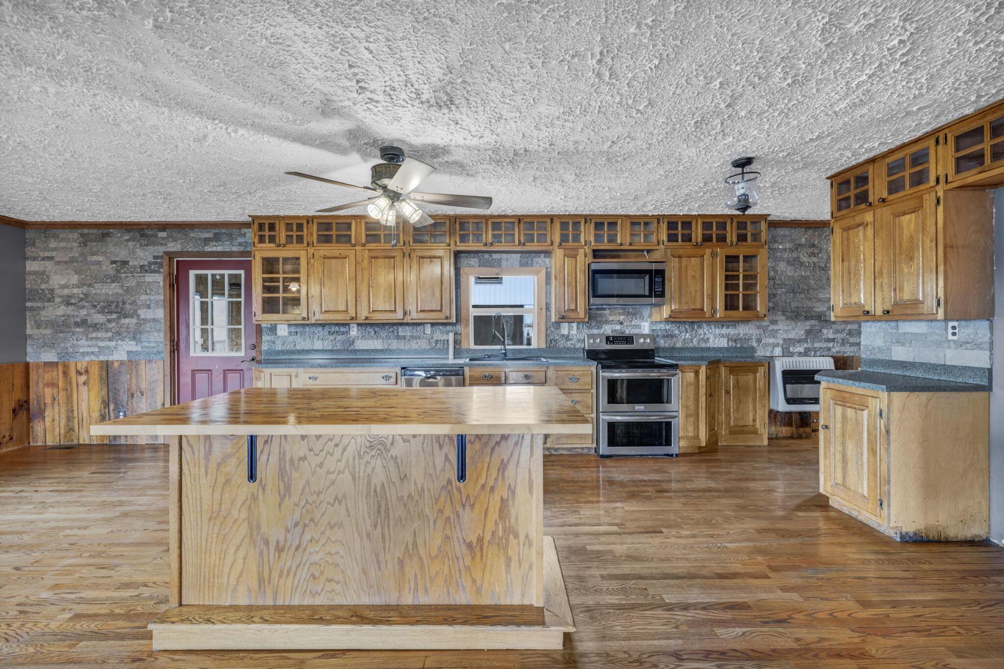 18513 Hobbler Road Kimbolton, OH 43749 - Photo 6 of 51 6-web-or-mls-Hobbler Rd_26