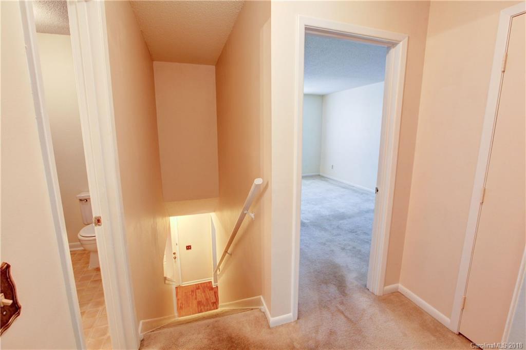 6037 Heath Valley Road Charlotte, NC 28210 - Photo 13 of 29 Gallery Image 13