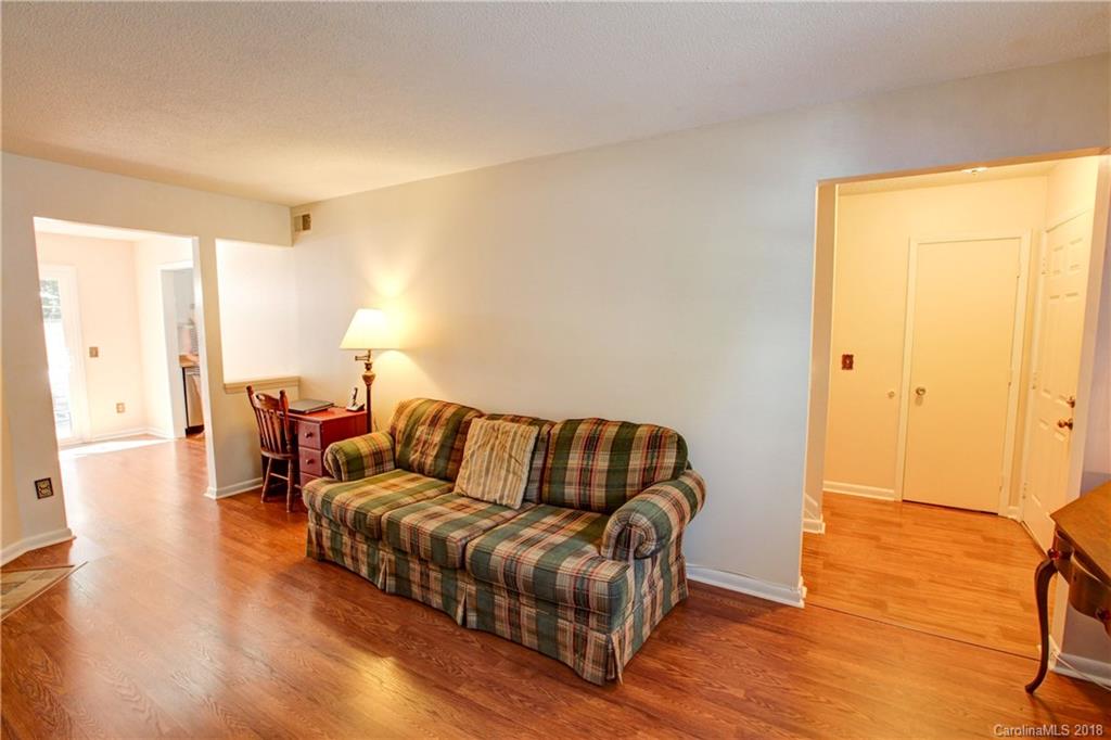 6037 Heath Valley Road Charlotte, NC 28210 - Photo 16 of 29 Gallery Image 16