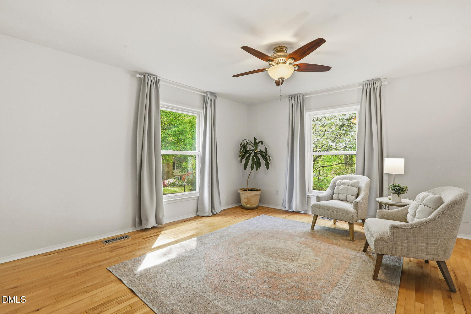 200 Brandon Court Raleigh, NC 27609 - Photo 5 of 43 200 Brandon Ct Raleigh NC-large-009-015-