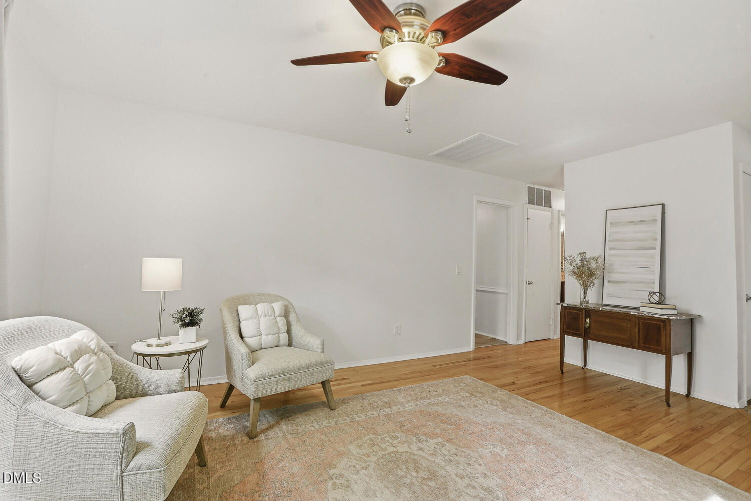 200 Brandon Court Raleigh, NC 27609 - Photo 6 of 43 200 Brandon Ct Raleigh NC-large-010-035-