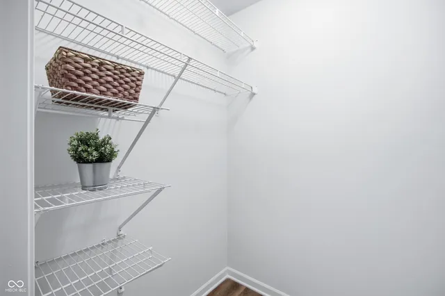 $183,000 | 8112 Glenwillow Lane, Unit 104, Indianapolis, IN 46278