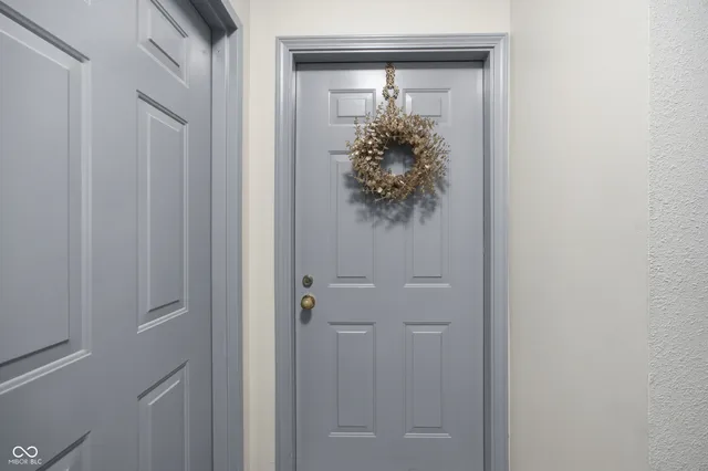 $183,000 | 8112 Glenwillow Lane, Unit 104, Indianapolis, IN 46278