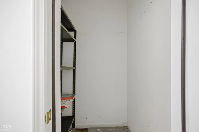 $183,000 | 8112 Glenwillow Lane, Unit 104, Indianapolis, IN 46278