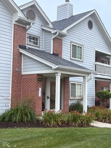 $183,000 | 8112 Glenwillow Lane, Unit 104, Indianapolis, IN 46278