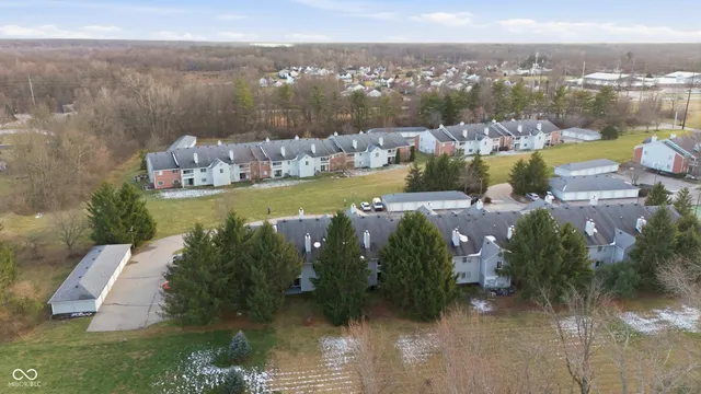 $183,000 | 8112 Glenwillow Lane, Unit 104, Indianapolis, IN 46278