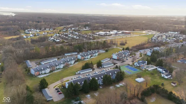 $183,000 | 8112 Glenwillow Lane, Unit 104, Indianapolis, IN 46278