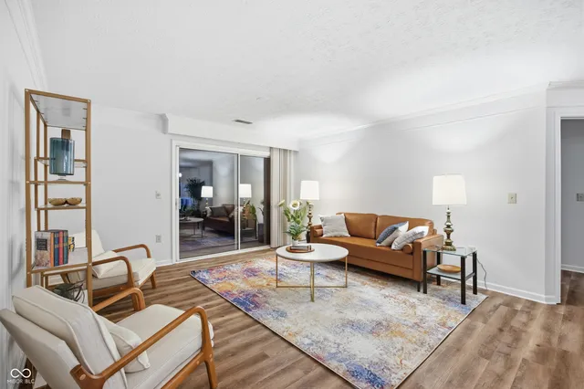 $183,000 | 8112 Glenwillow Lane, Unit 104, Indianapolis, IN 46278