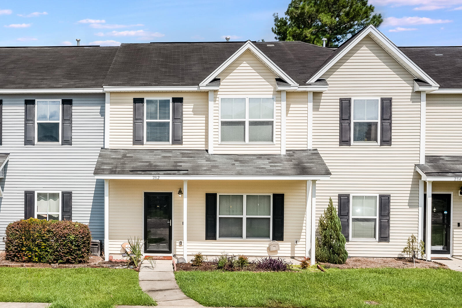 282 Swallowtail Lane Goose Creek, SC 29445 - Photo 1 of 15 GooseCreek.MoodyBrandingBoutique-18
