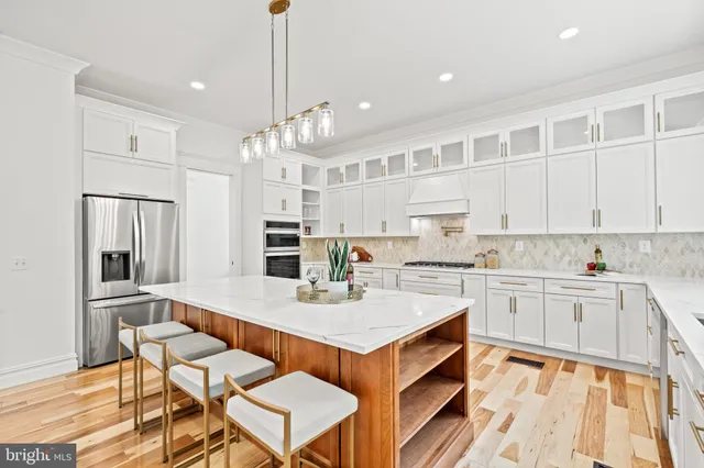 $2,099,000 | 9216 Shelton Street, Bethesda, MD 20817