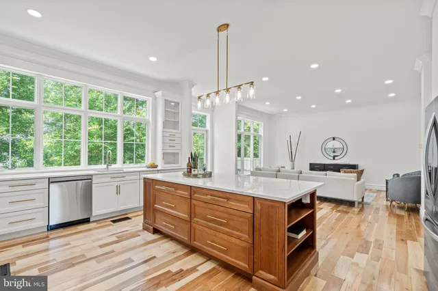 $2,099,000 | 9216 Shelton Street, Bethesda, MD 20817