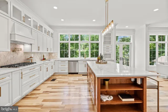 $2,099,000 | 9216 Shelton Street, Bethesda, MD 20817