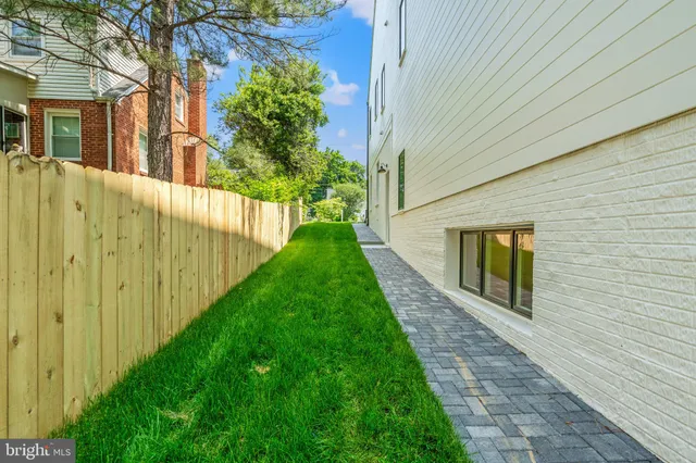 $2,099,000 | 9216 Shelton Street, Bethesda, MD 20817