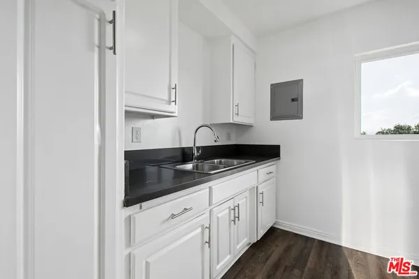 $1,450 | 8924 Van Nuys Boulevard, Unit 14, Panorama City, CA 91402