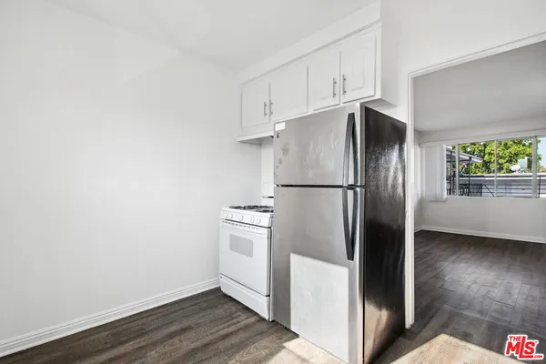 $1,450 | 8924 Van Nuys Boulevard, Unit 14, Panorama City, CA 91402