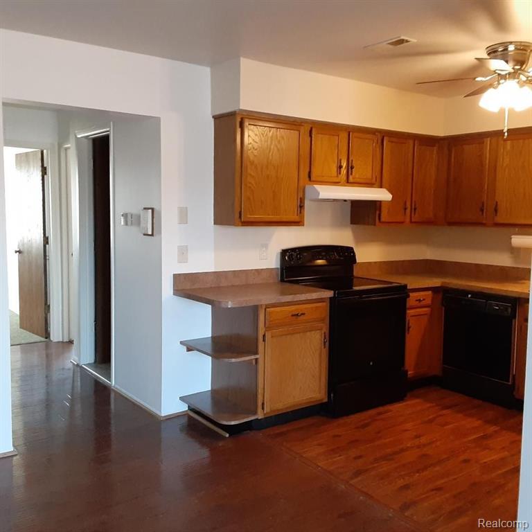 4672 East 10 Mile Road Warren, MI 48091 - Photo 6 of 14