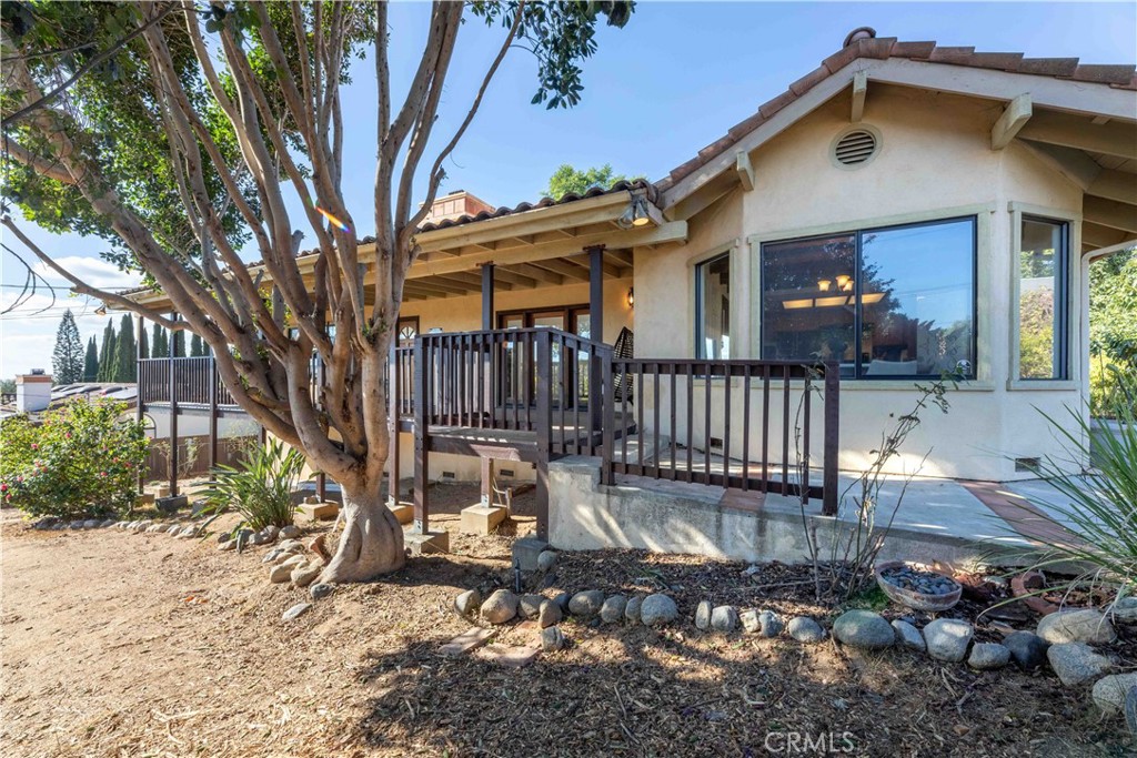 1525 Calavo Road Fallbrook, CA 92028 - Photo 1 of 1 a view of a house with a yard