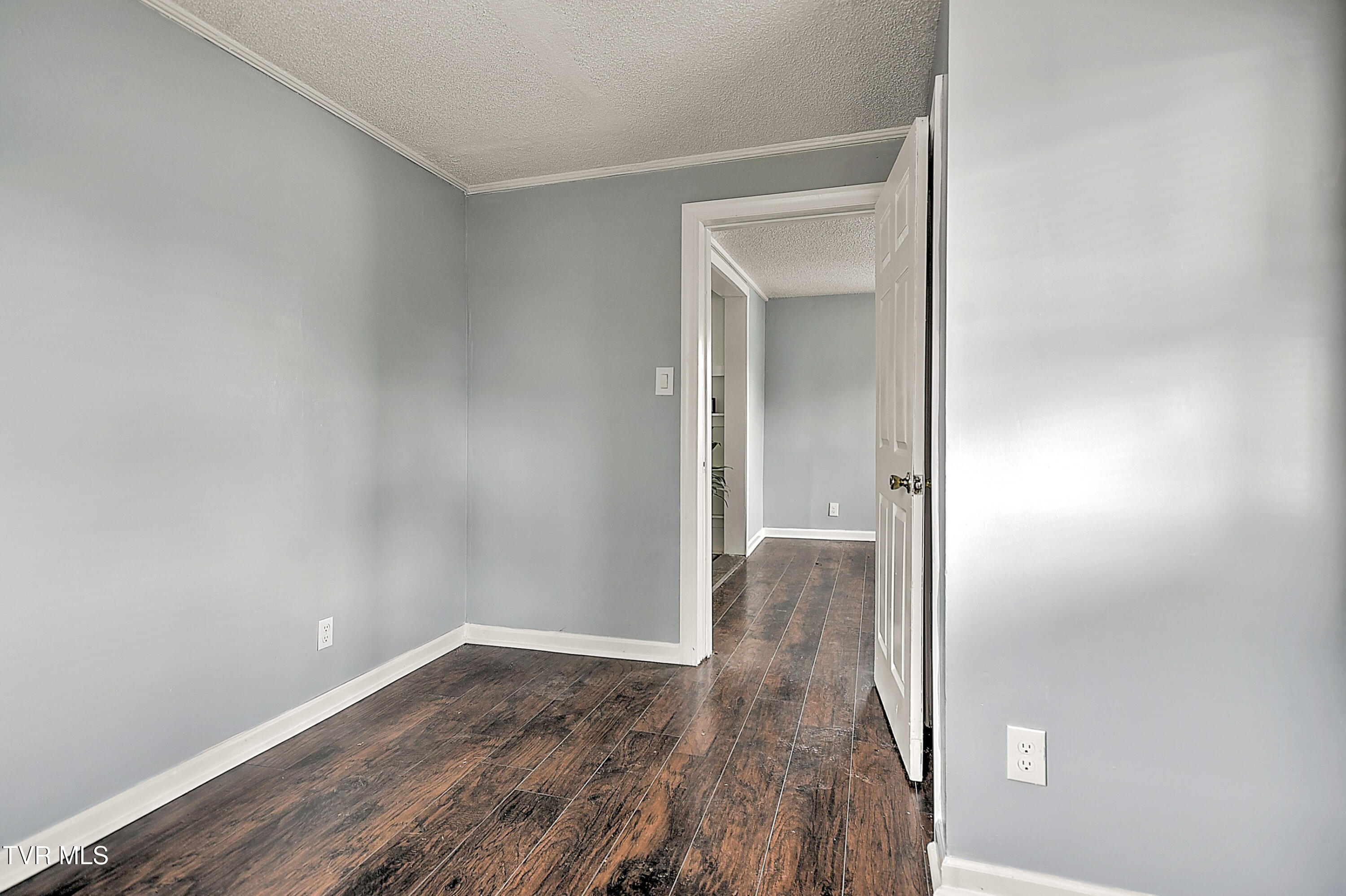 1208 Riverside Avenue, Unit 2 Kingsport, TN 37660 - Photo 16 of 28 1208 Riverside HB-15