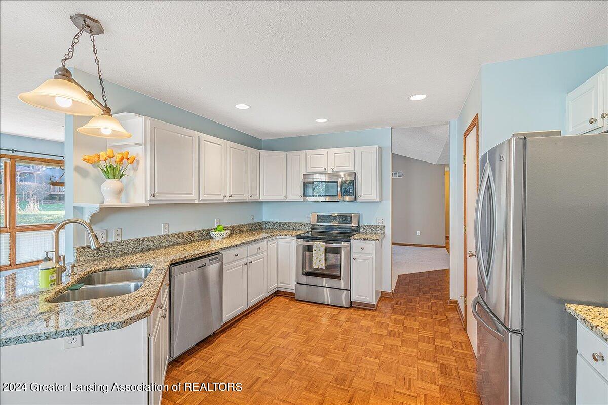3903 West Herbison Road Dewitt, MI 48820 - Photo 14 of 51 19-Media Jett-27