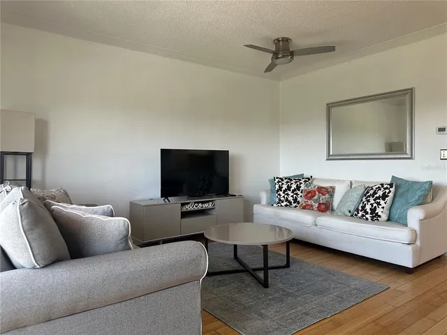 $2,600 | 880 Mandalay Avenue, Unit S606, Clearwater Beach, FL 33767