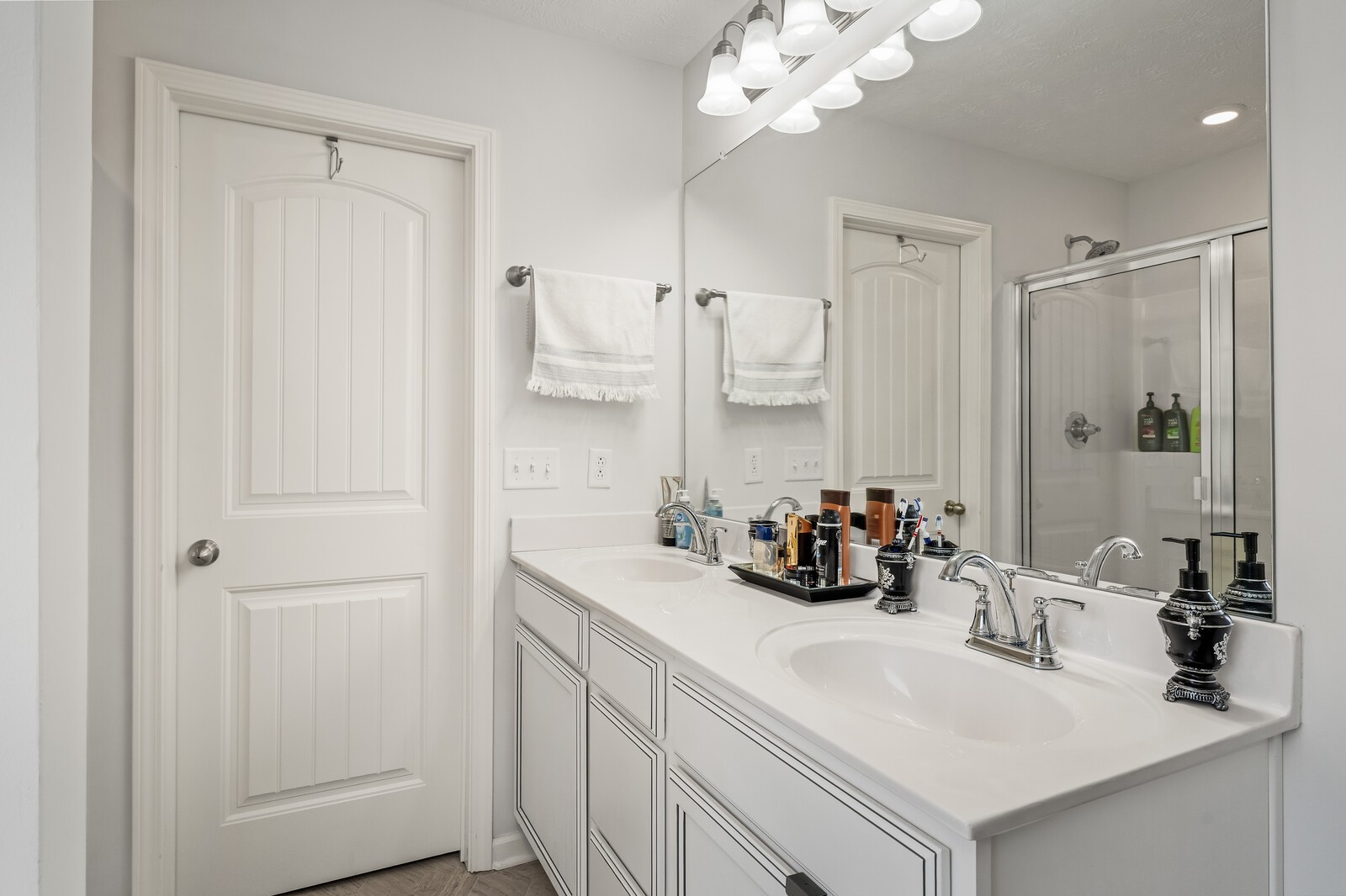 1932 Secretariat Trace Murfreesboro, TN 37128 - Photo 27 of 51 a bathroom with a sink a vanity and a mirror