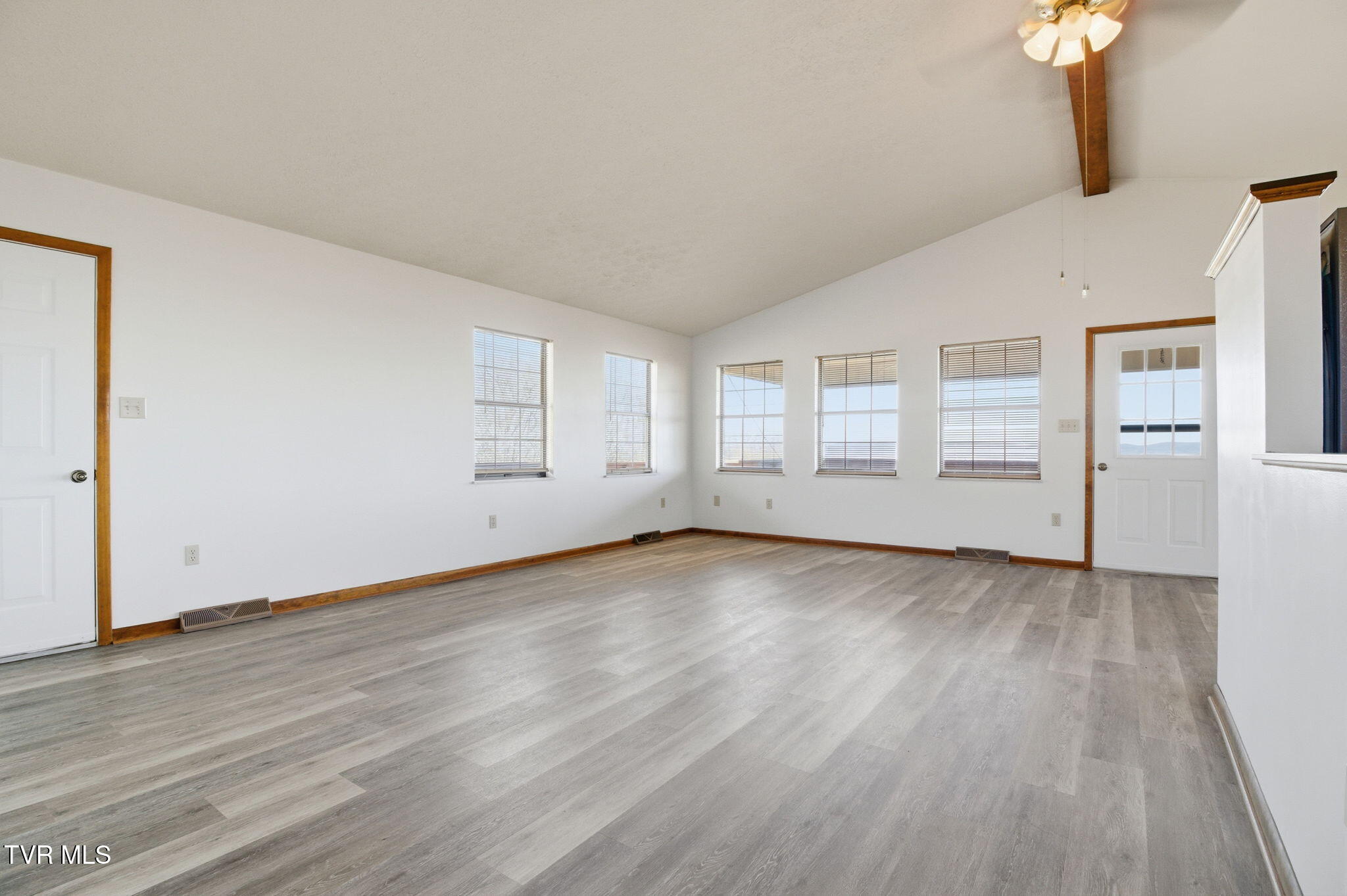 1530 Easterly Road Mohawk, TN 37810 - Photo 16 of 44 15-web-or-mls-DZ3A3633