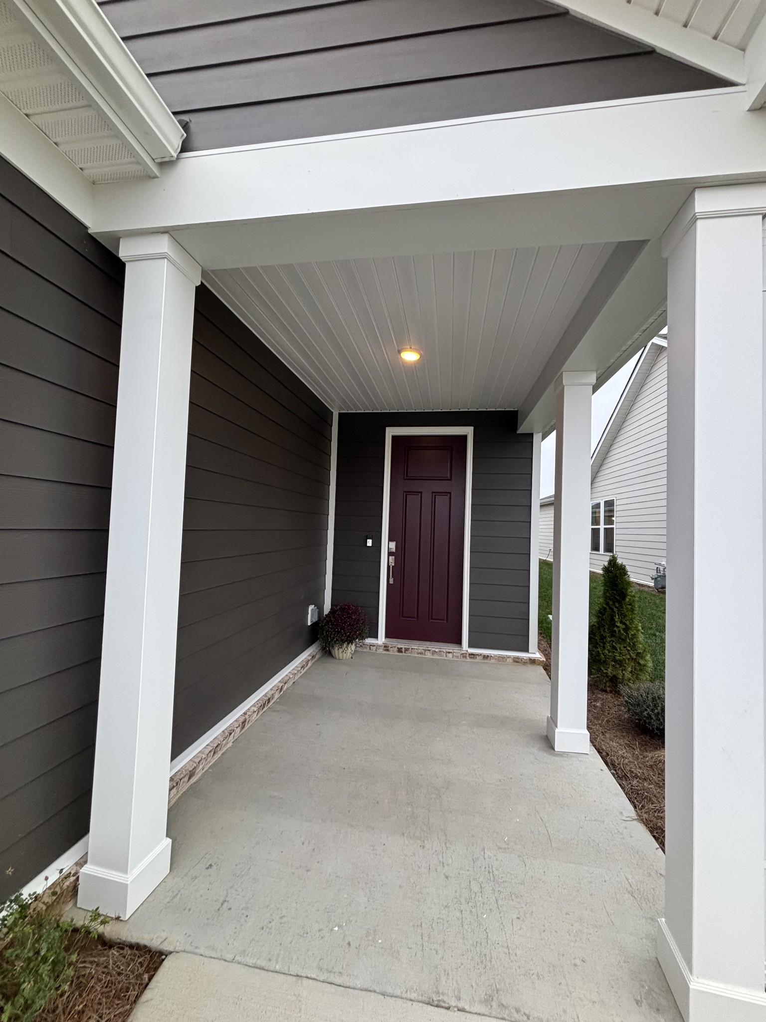 531 Scarlet Oak Road Lebanon, TN 37090 - Photo 4 of 42 a view of an empty room with entrance