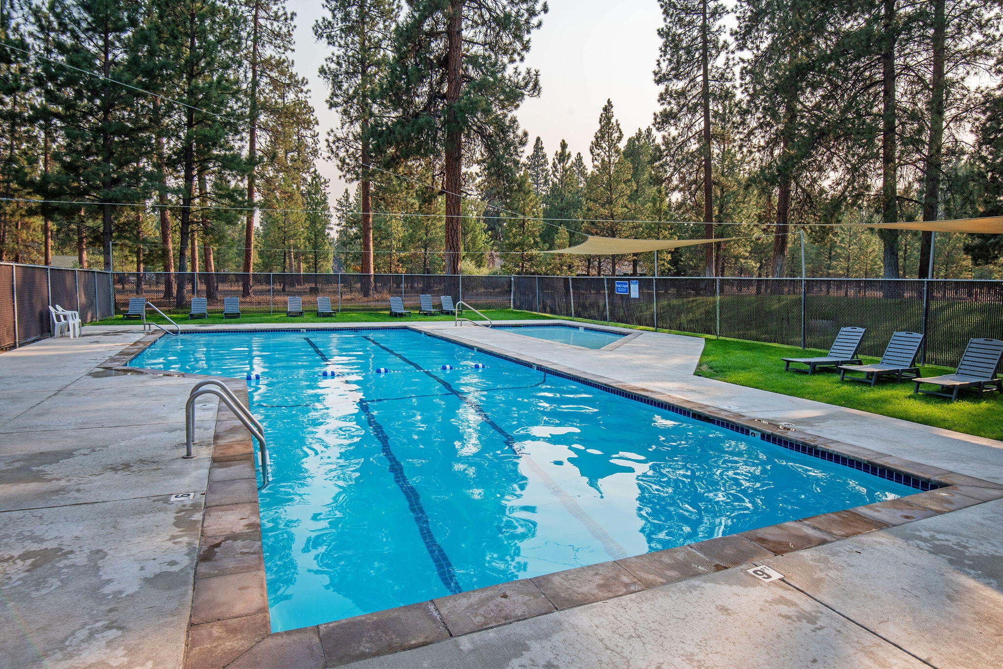 69270 Lariat Sisters, OR 97759 - Photo 43 of 47 Saltwater Pool