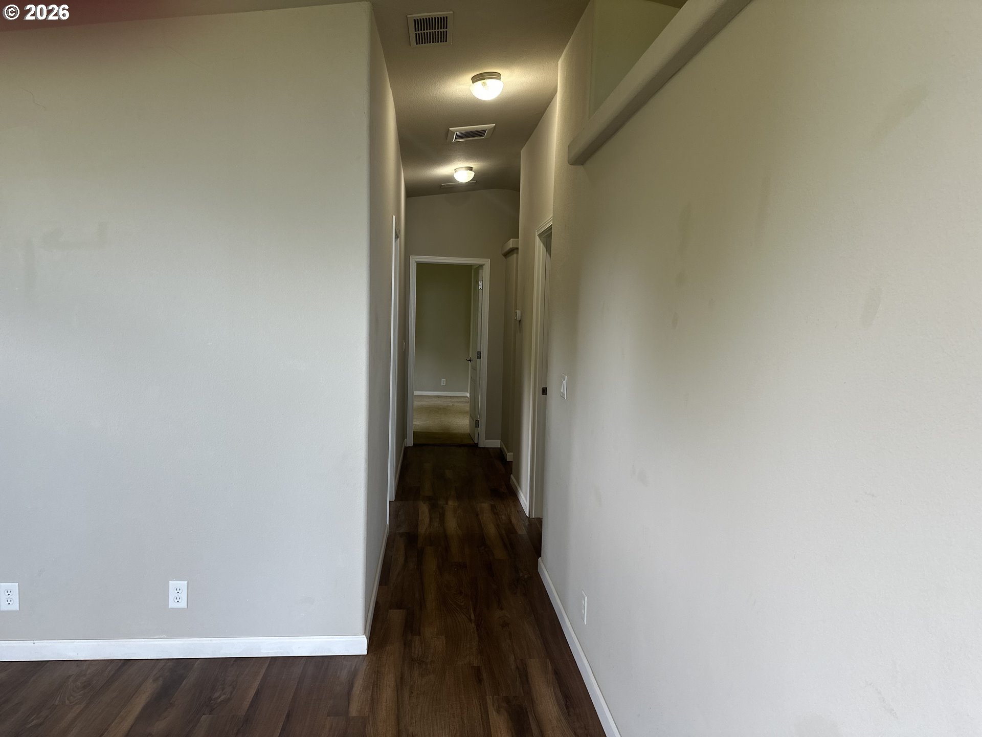 96422 Alder Ridge Road Brookings, OR 97415 - Photo 33 of 44 Hallway