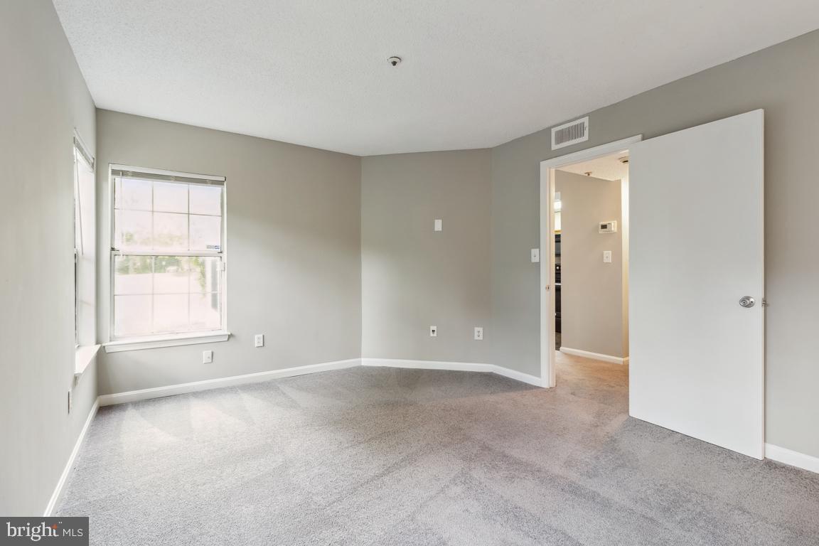 10531 Beacon Ridge Drive, Unit 13101 Bowie, MD 20721 - Photo 21 of 34