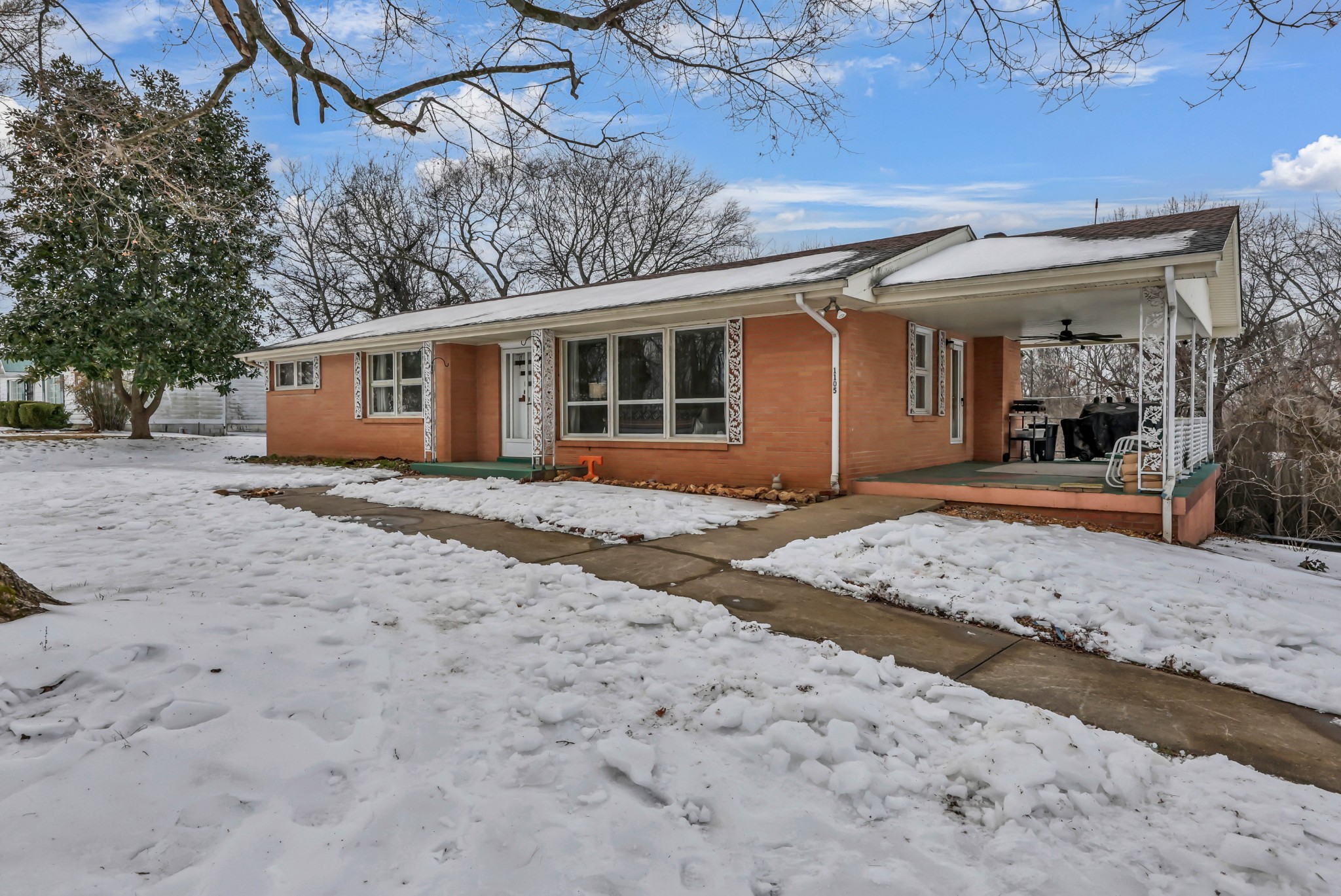 1105 Palmyra Road Clarksville, TN 37040 - Photo 3 of 44