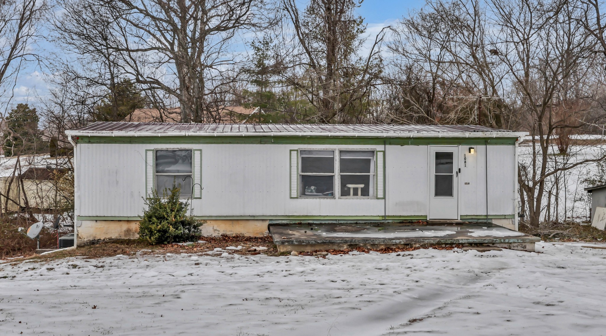 1105 Palmyra Road Clarksville, TN 37040 - Photo 5 of 44