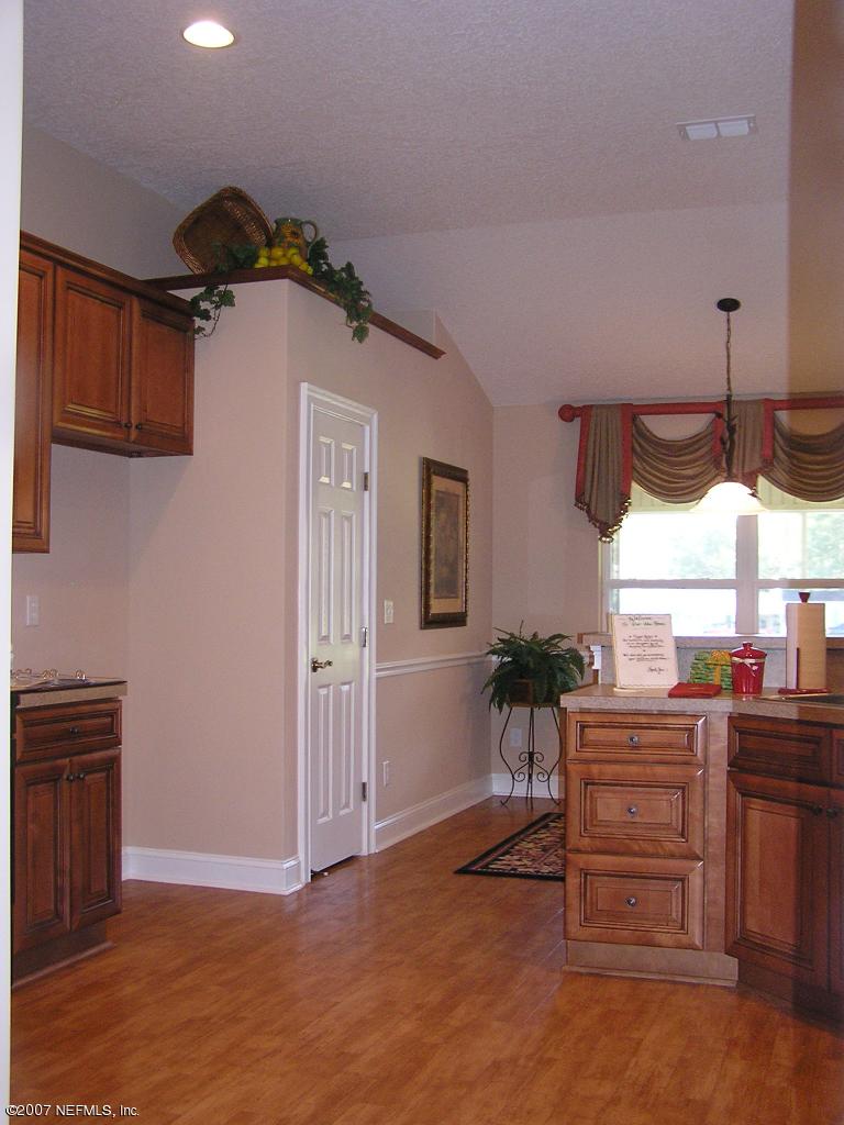 831 Halsema Road North Jacksonville, FL 32220 - Photo 6 of 19 Kitchen