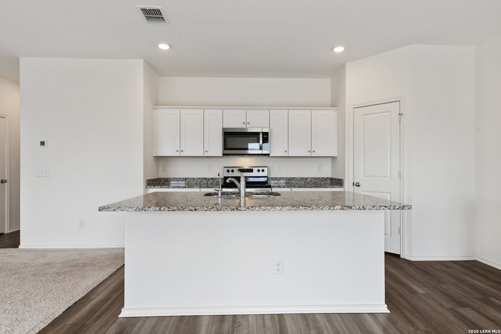 5535 Rue Girard Converse, TX 78109 - Photo 11 of 47