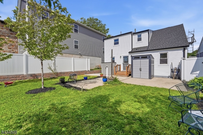 91 Charles Street Belleville, NJ 07109 - Photo 21 of 22
