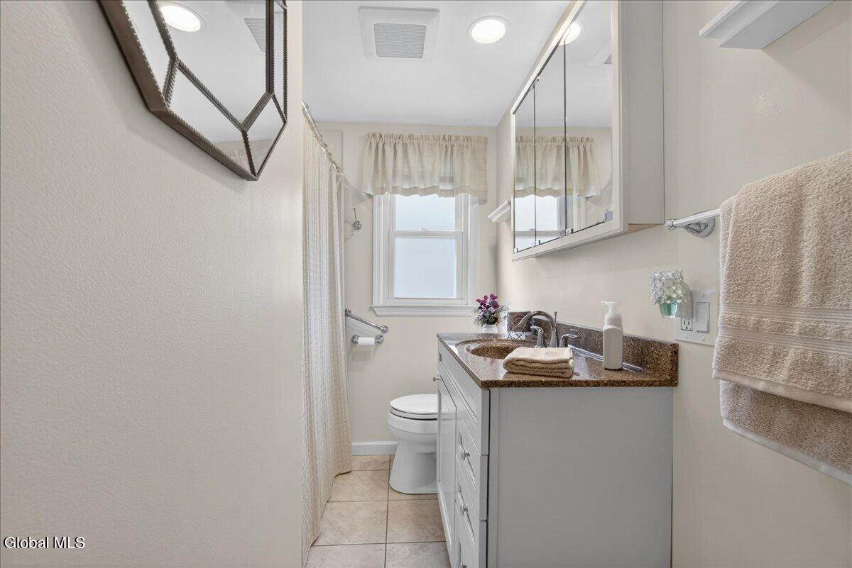 1006 Riggi Avenue Rotterdam, NY 12303 - Photo 17 of 42 07-1006 Riggi Ave-7