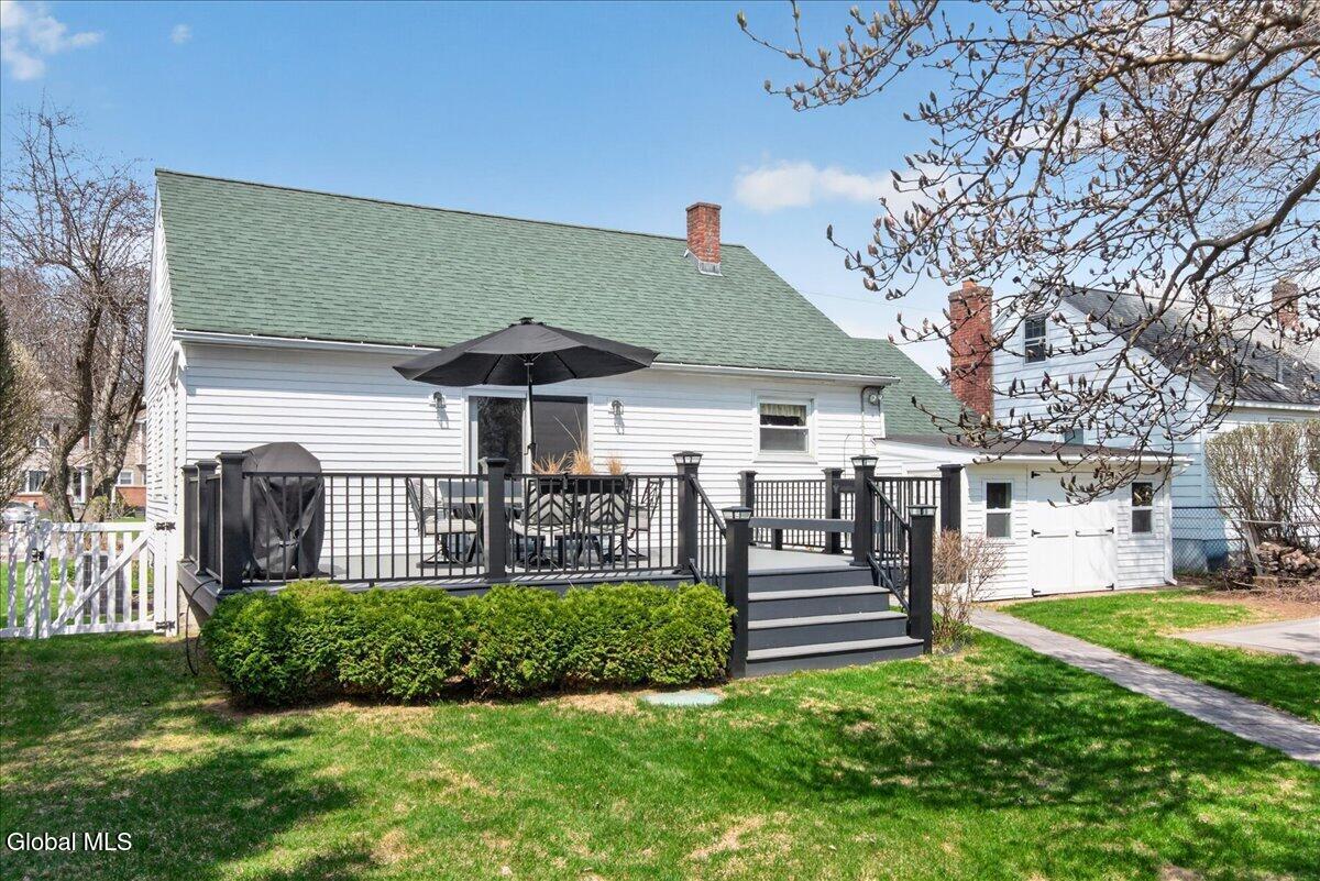 1006 Riggi Avenue Rotterdam, NY 12303 - Photo 33 of 42 39-1006 Riggi Ave-39
