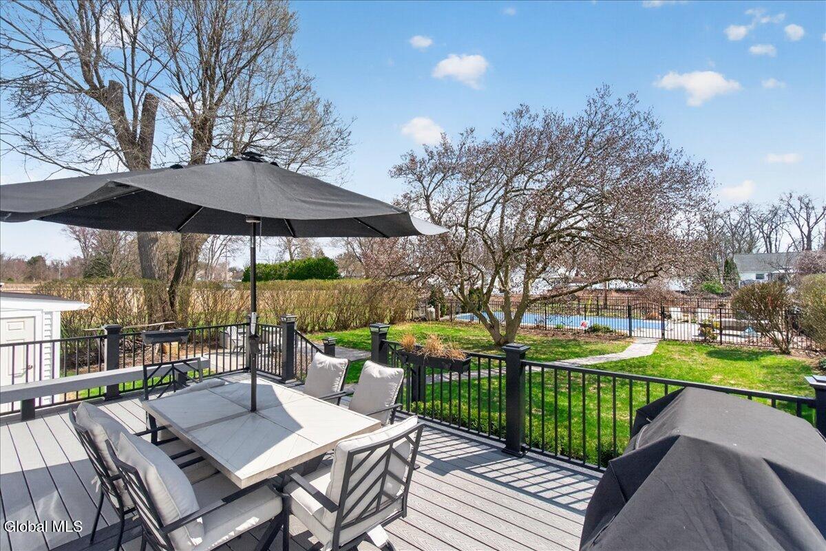 1006 Riggi Avenue Rotterdam, NY 12303 - Photo 36 of 42 42-1006 Riggi Ave-42