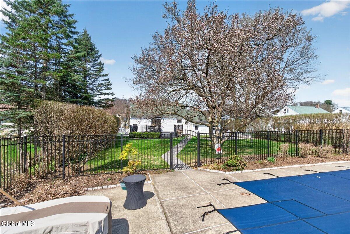 1006 Riggi Avenue Rotterdam, NY 12303 - Photo 41 of 42 36-1006 Riggi Ave-36