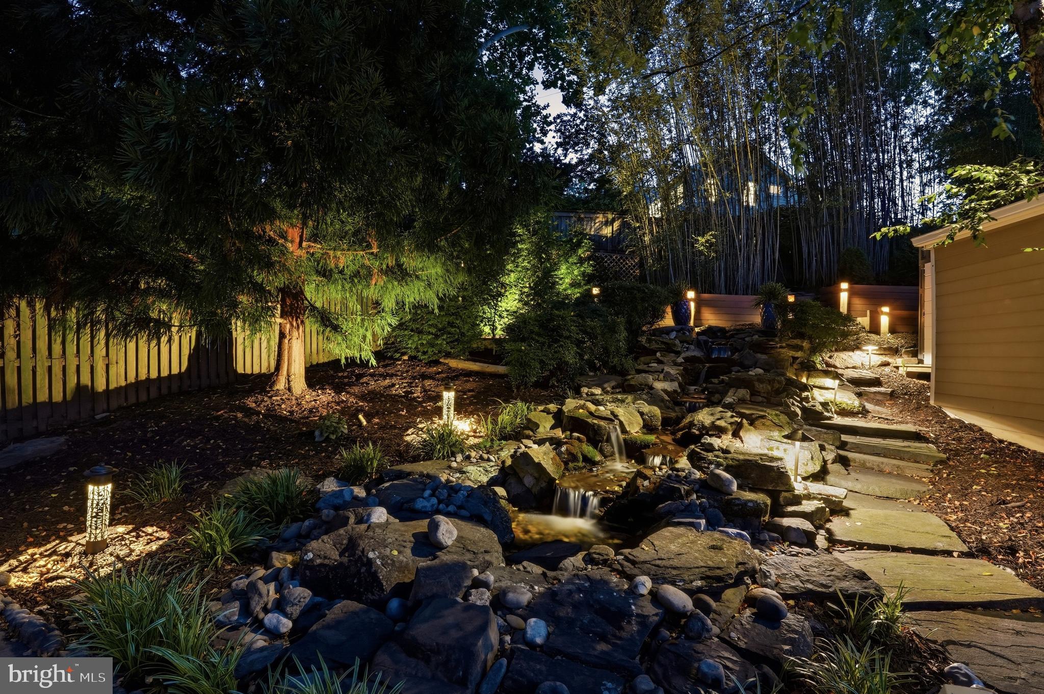 414 Skyhill Road Alexandria, VA 22314 - Photo 42 of 42 Twilight lighting