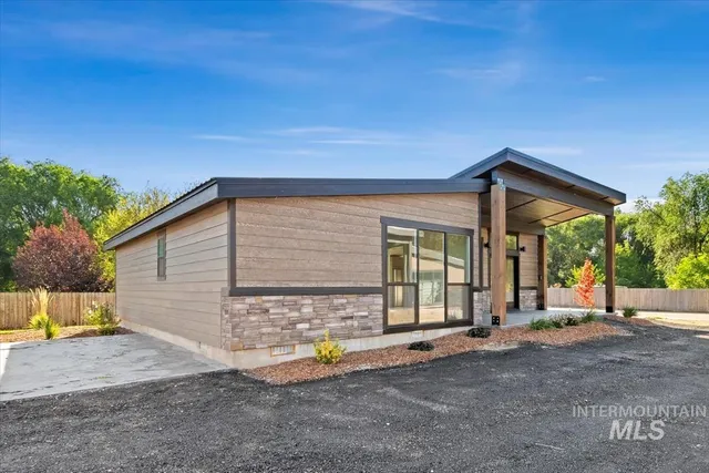 $1,800 | 362 West London Street, Middleton, ID 83644