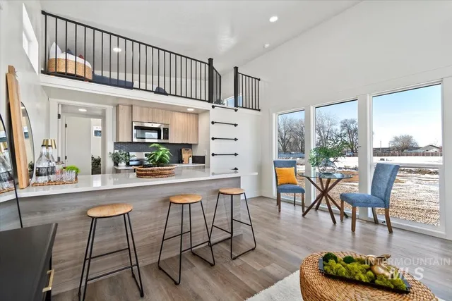 $1,800 | 362 West London Street, Middleton, ID 83644