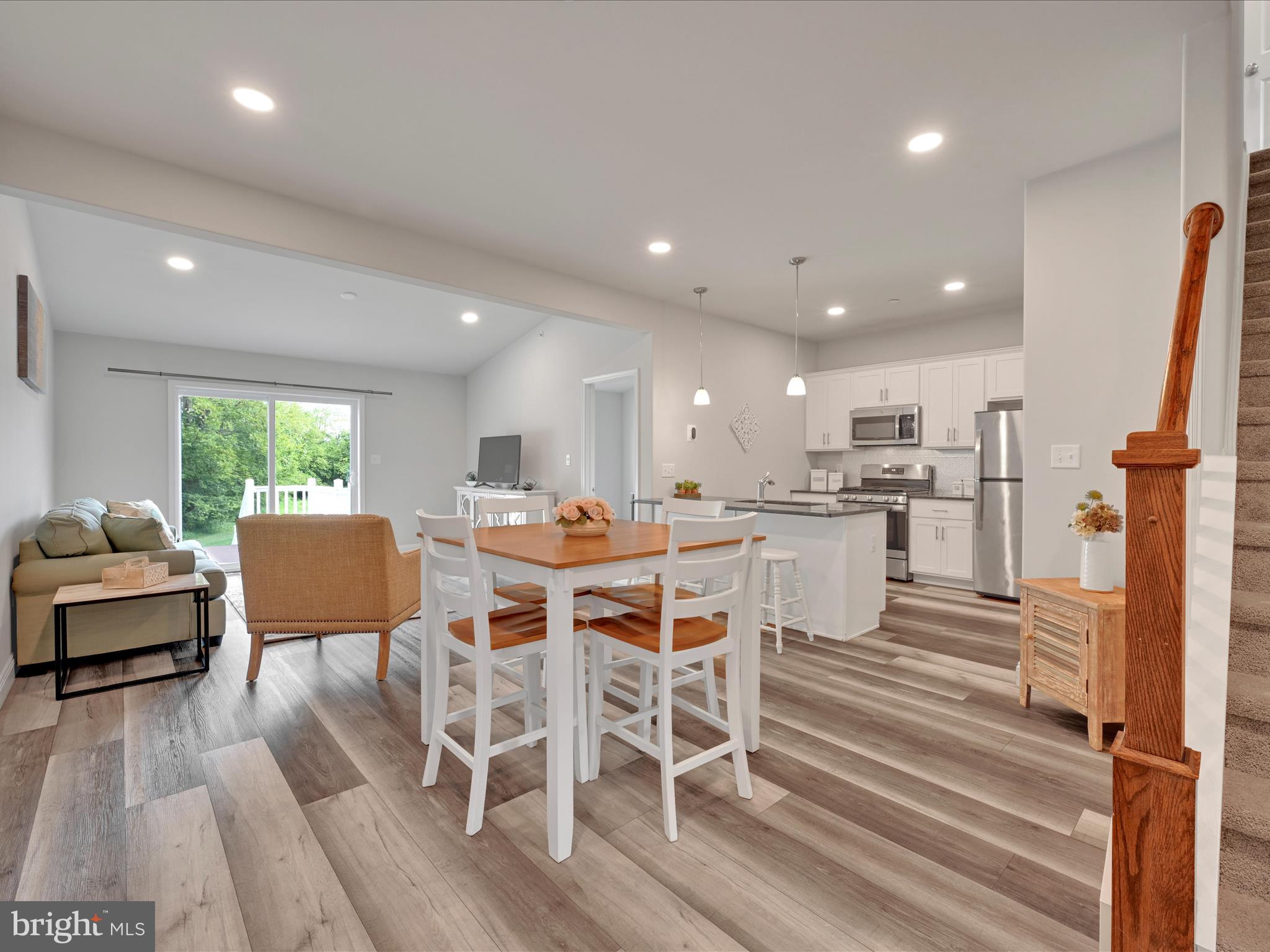 108 Staplehill Court Sinking Spring, PA 19608 - Photo 9 of 33 a large kitchen with a table and chairs