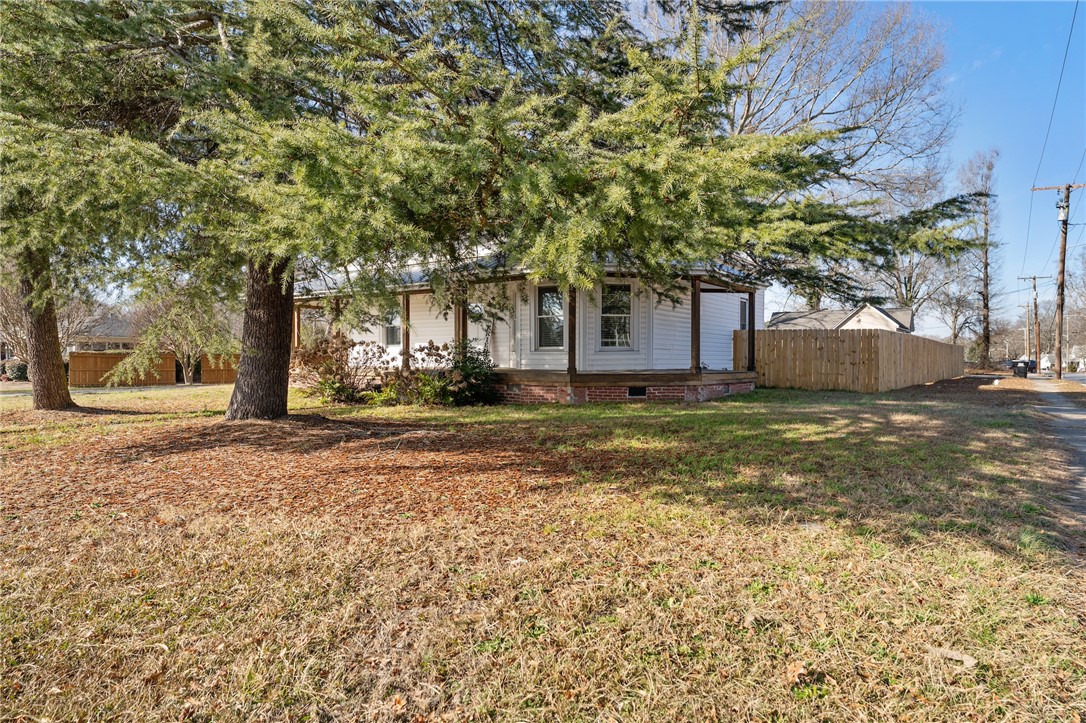 301 Blue Ridge Avenue Belton, SC 29627 - Photo 29 of 31