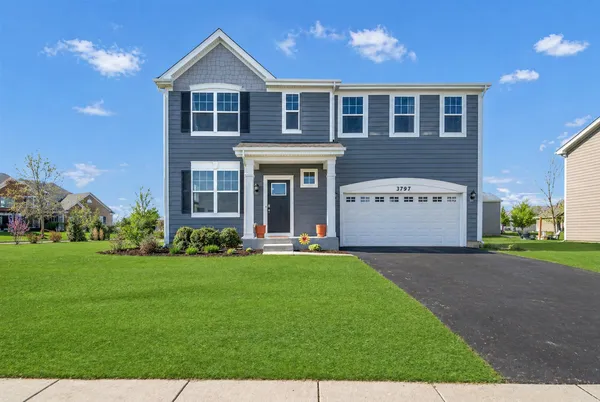 $460,000 | 3797 Gardenia Drive, Elgin, IL 60124