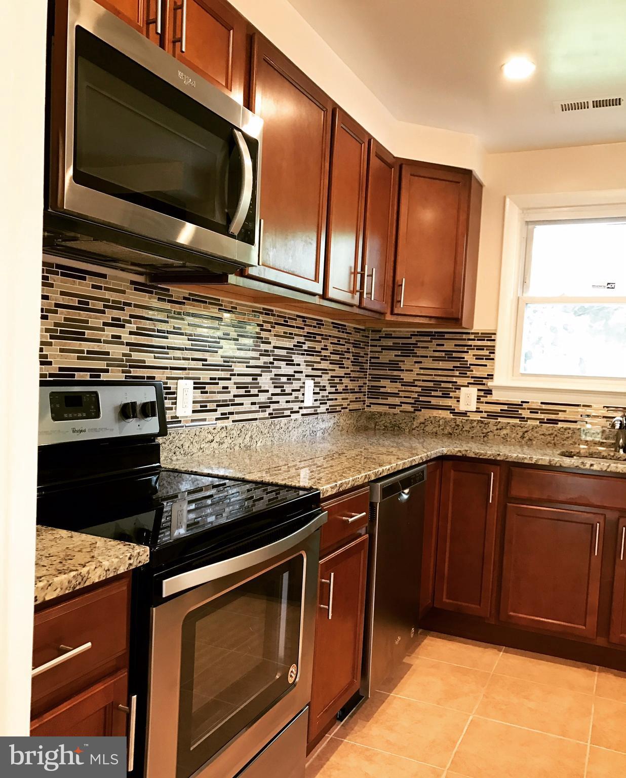 5702 Huntland Road Temple Hills, MD 20748 - Photo 8 of 27 Kitchen