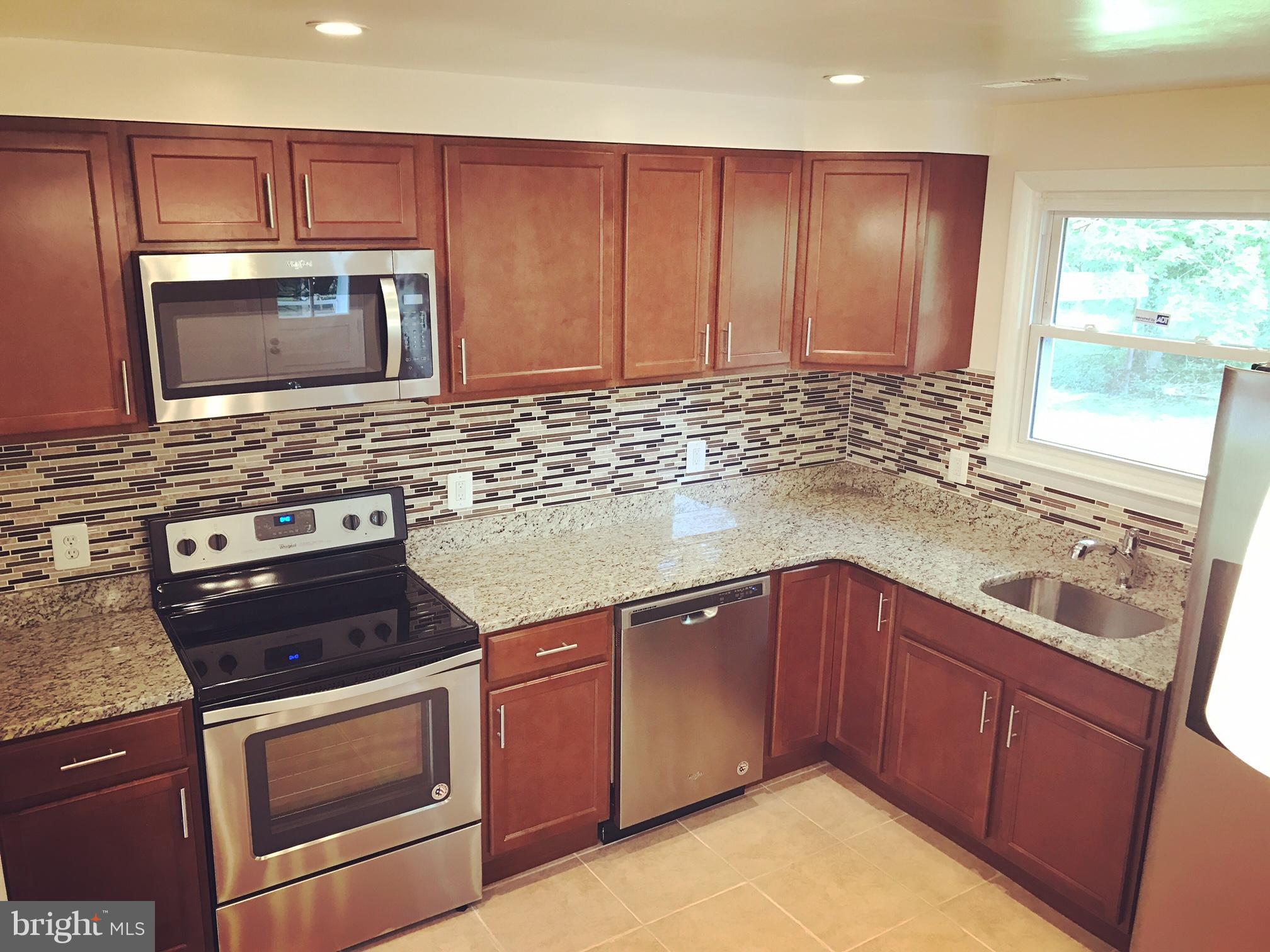5702 Huntland Road Temple Hills, MD 20748 - Photo 9 of 27 Kitchen