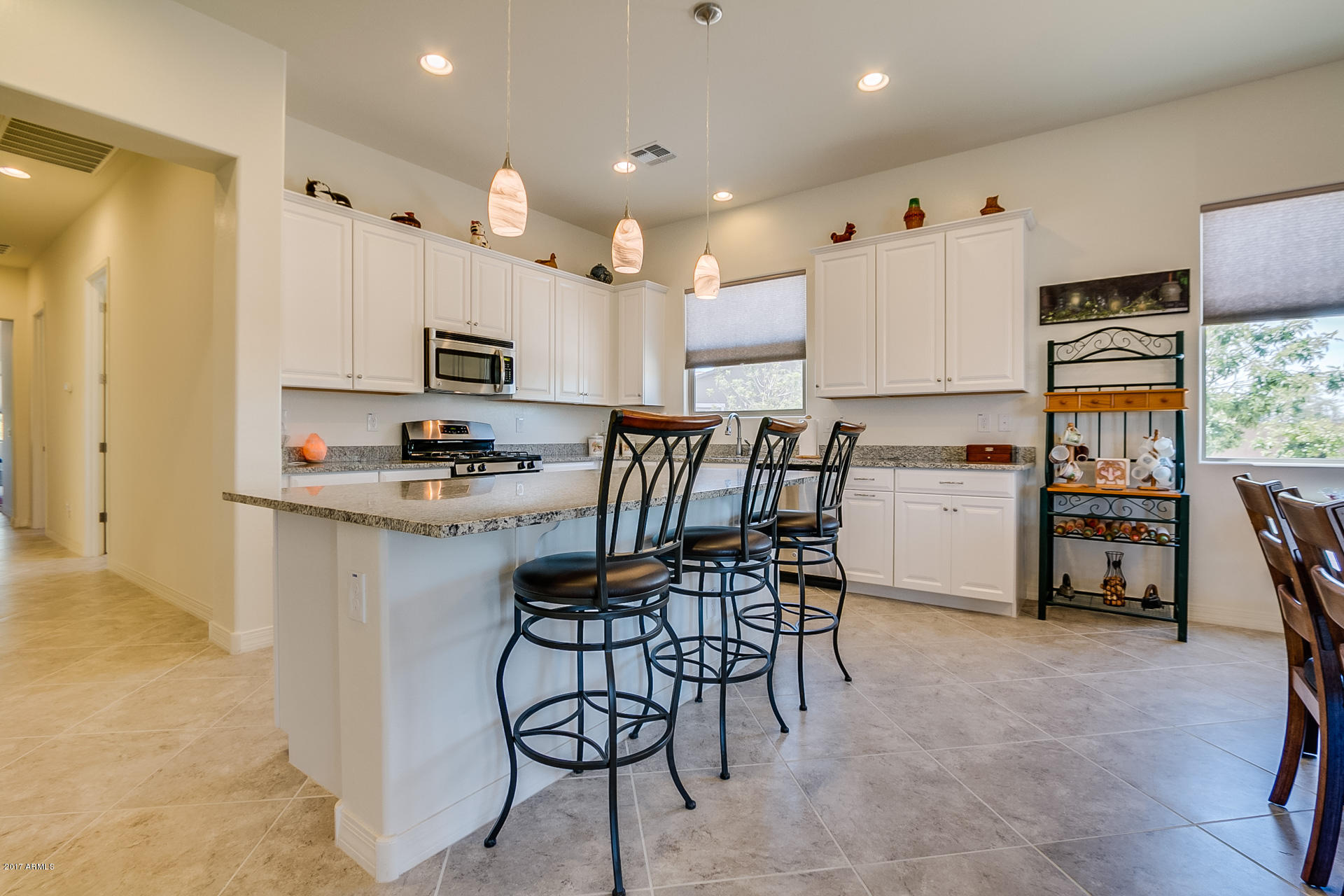 21920 East Camacho Road Queen Creek, AZ 85142 - Photo 9 of 28 Camacho-15